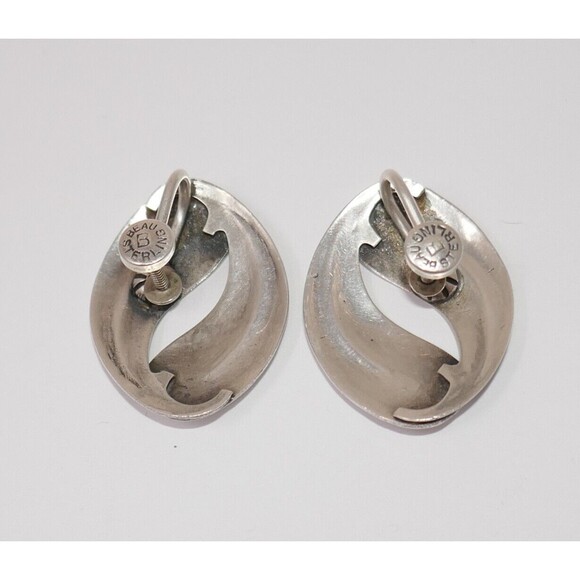 Beau Sterling Silver Oval Screw Back Earrings - Picture 4 of 6